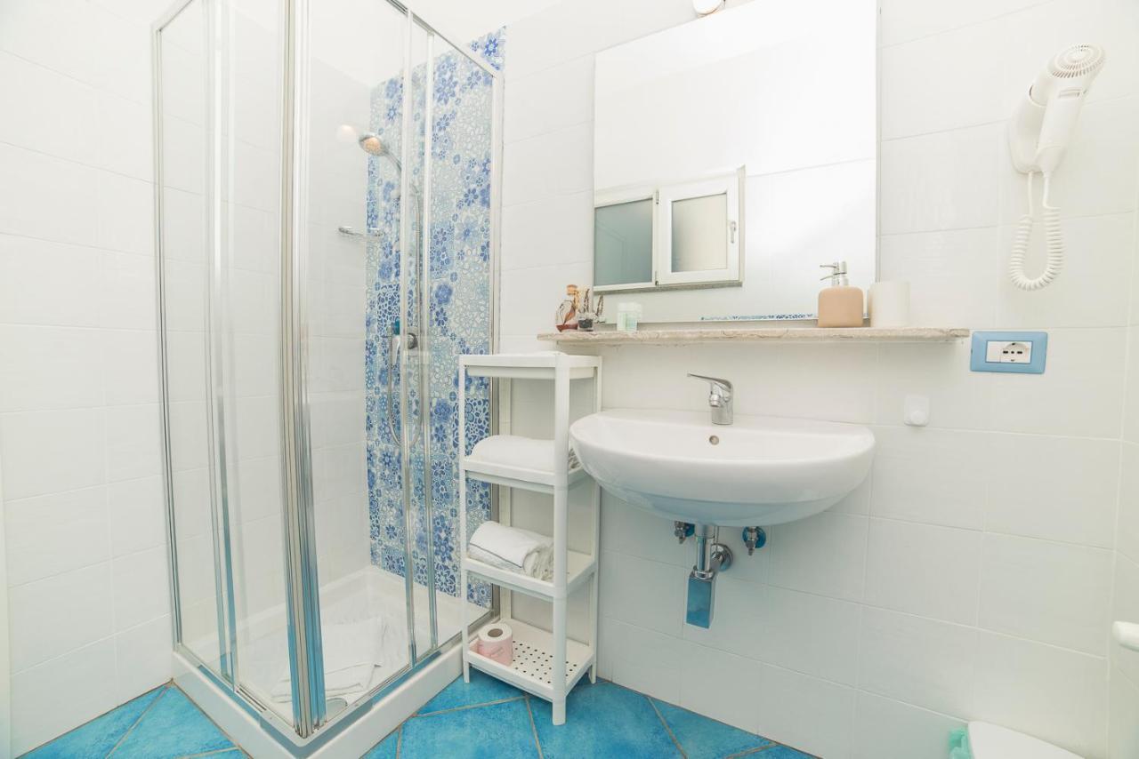 Aquarius Maiori B&B Bagian luar foto