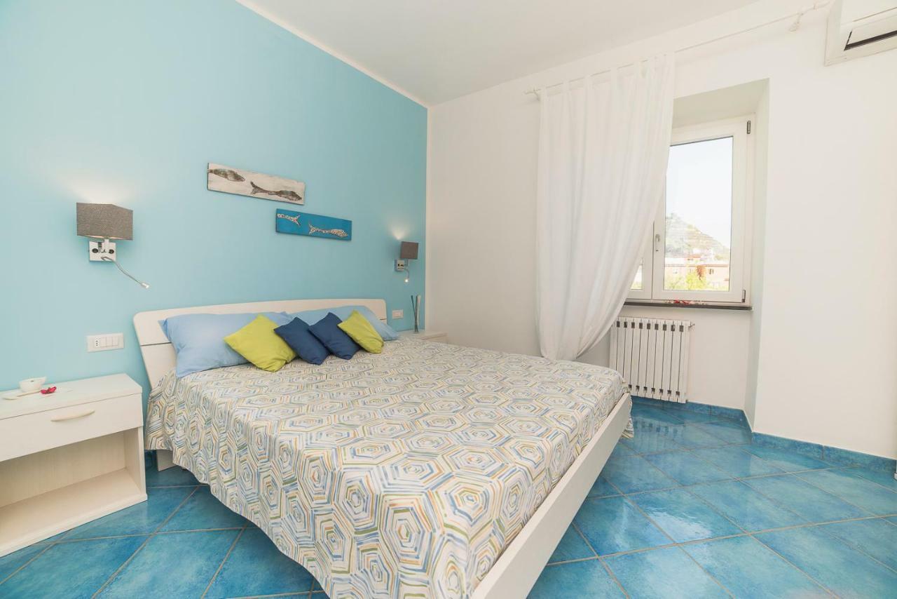 Aquarius Maiori B&B Bagian luar foto