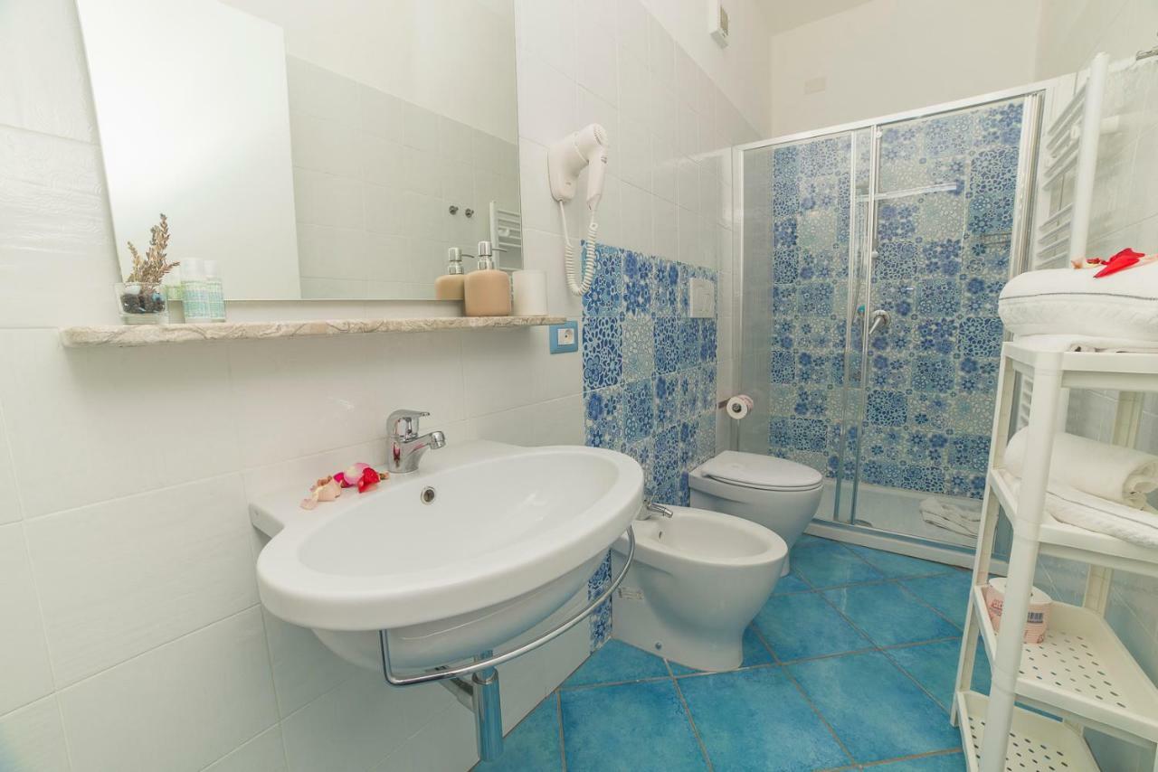 Aquarius Maiori B&B Bagian luar foto